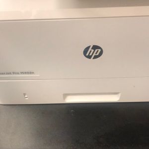 Meet your Posher, Monique